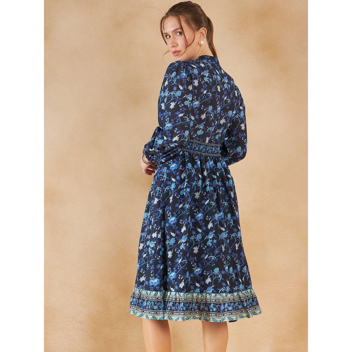 فستان بطول الركبة مطبع بالكامل بطبعة زهور فِميلا × ستايلي-women-clothing-dresses-image-3