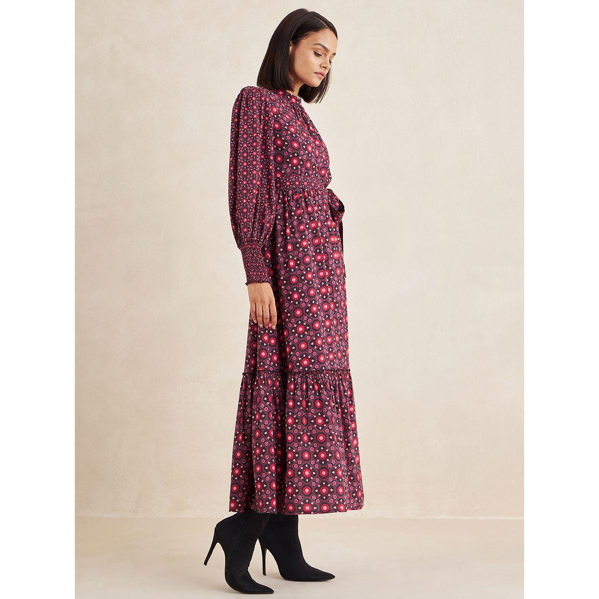 فستان طويل بكسرات وطبعة هندسية مع اربطة فِميلا × ستايلي-women-clothing-dresses-image-2