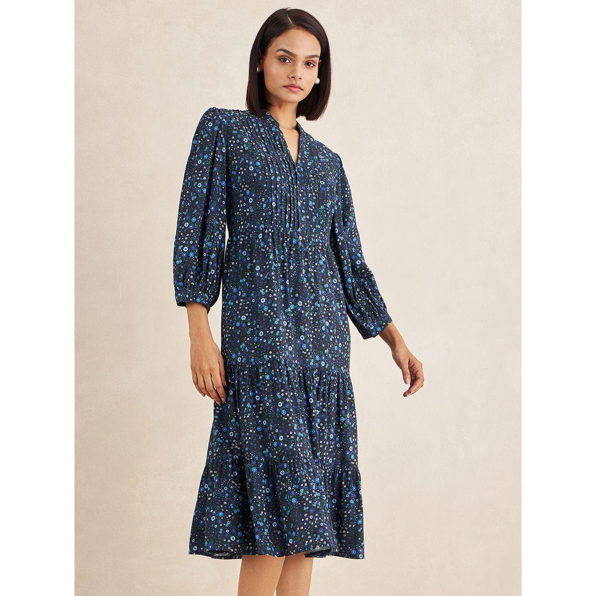 Femmella X Styli  Floral Print Pleated Detail Notch Neck Tiered Midi Dress-women-clothing-dresses-image-4