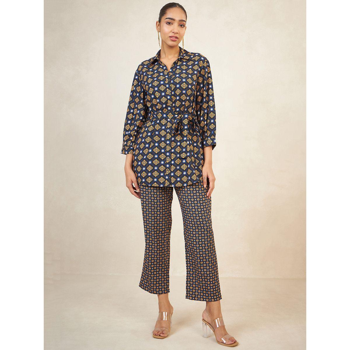 طقم منسق من بنطال وبلوزة مطبعة بالكامل مع اربطة فِميلا × ستايلي-women-clothing-coordsets-image-1