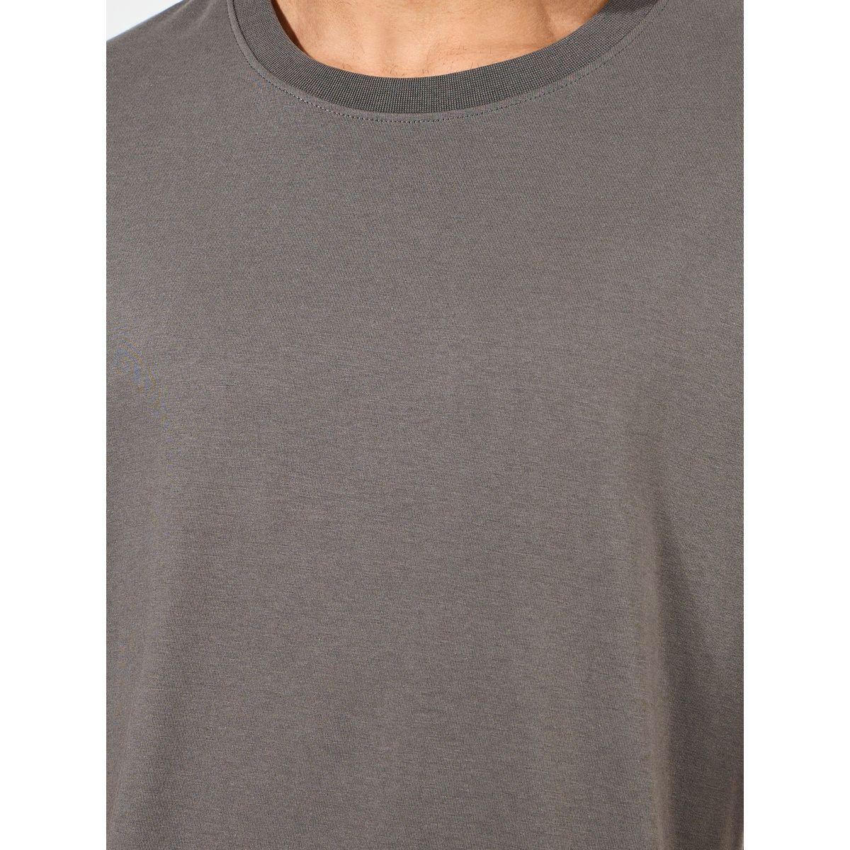 تيشيرت فضفاض مطبع بطبعة جرافيك-men-clothing-tshirtsandpolos-tshirts-image-4
