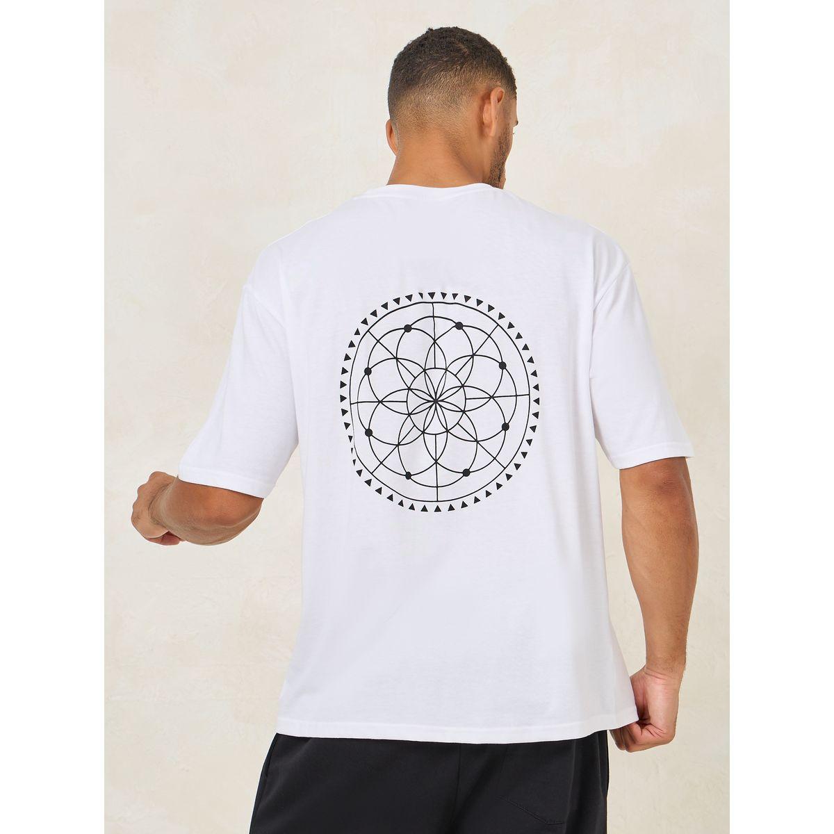 تيشيرت فضفاض مطبع بطبعة جرافيك-men-clothing-tshirtsandpolos-tshirts-image-1