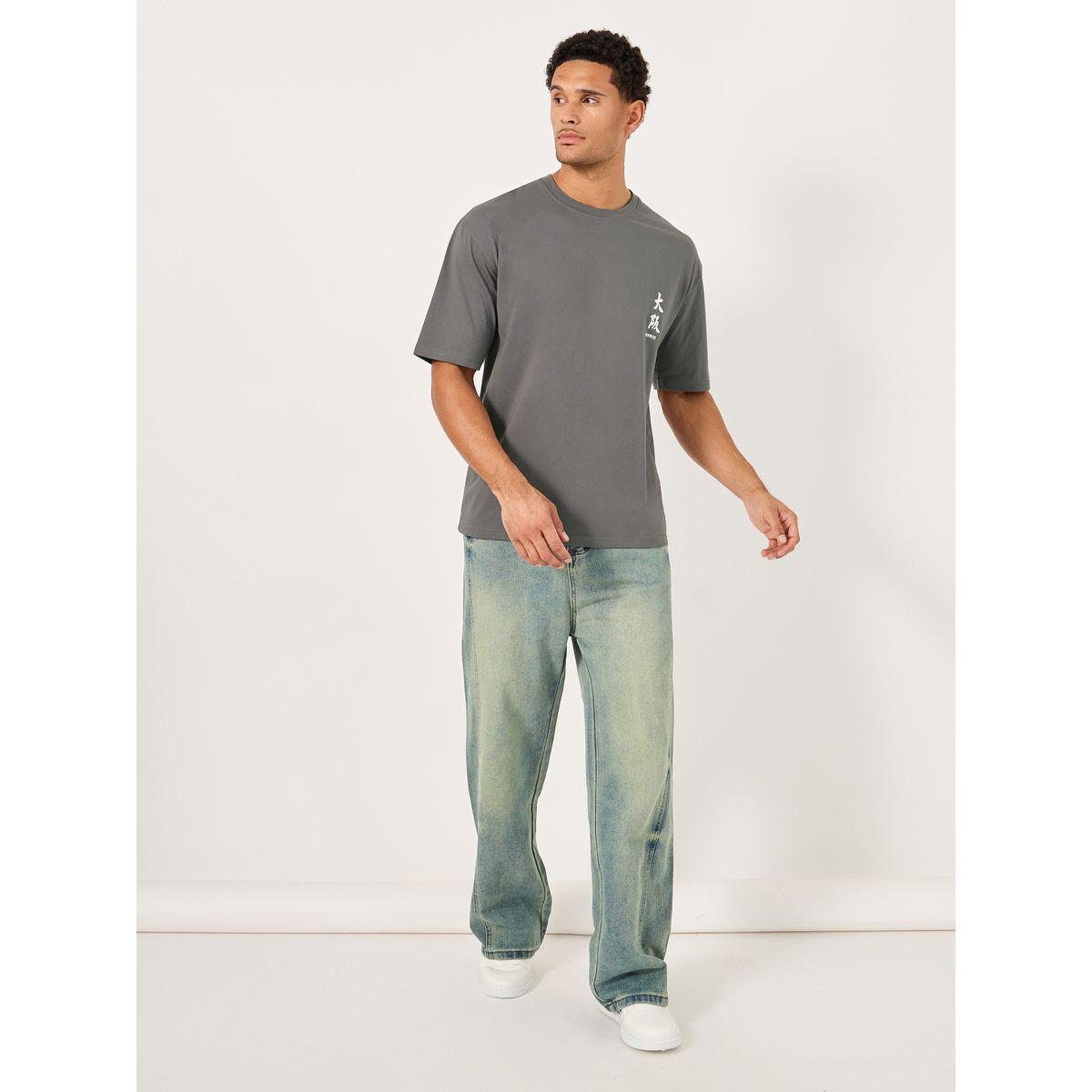 تيشيرت فضفاض مطبع بطبعة جرافيك-men-clothing-tshirtsandpolos-tshirts-image-2