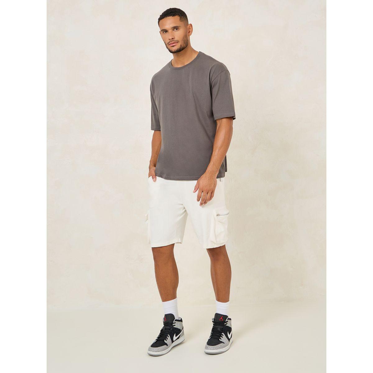 تيشيرت فضفاض مطبع بطبعة كتابة-men-clothing-tshirtsandpolos-tshirts-image-2
