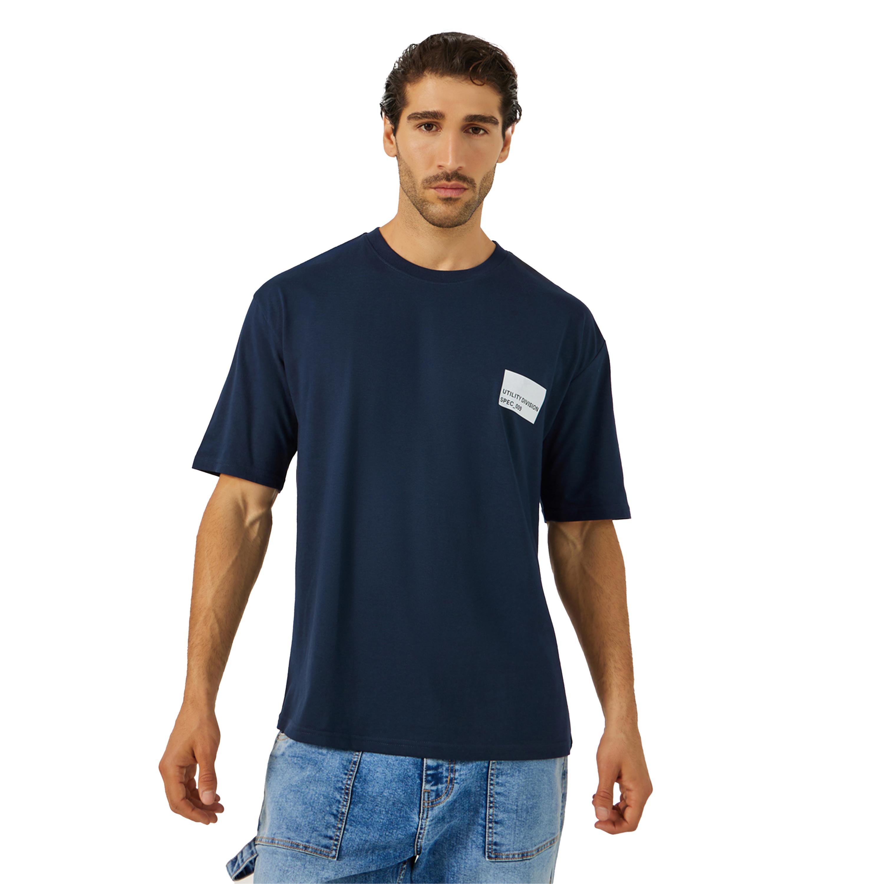 Styli Minimal Chest Sticker Print Oversized T-Shirt-men-clothing-tshirtsandpolos-tshirts-image-1