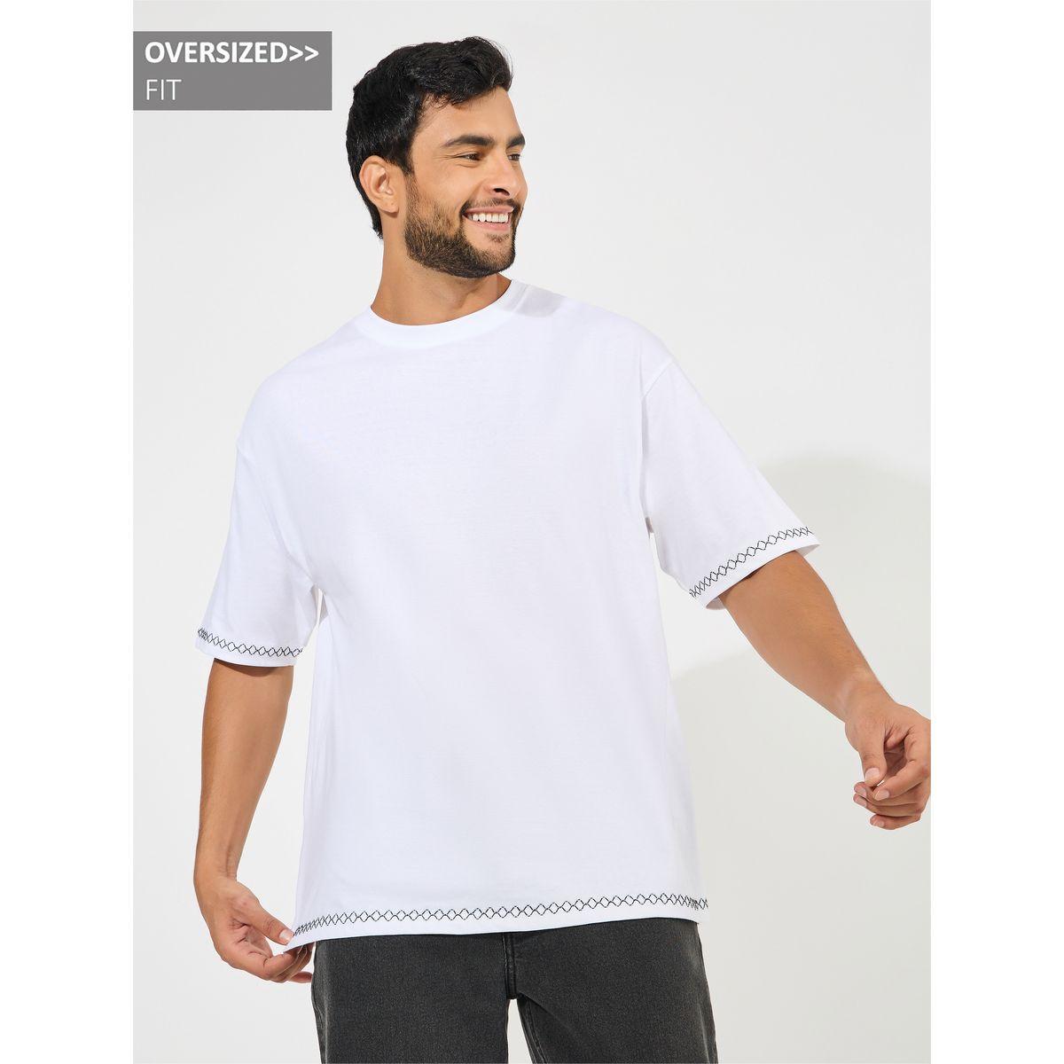 تيشيرت قطن فضفاض بتداخلات مُطرّزة-men-clothing-tshirtsandpolos-tshirts-image-1