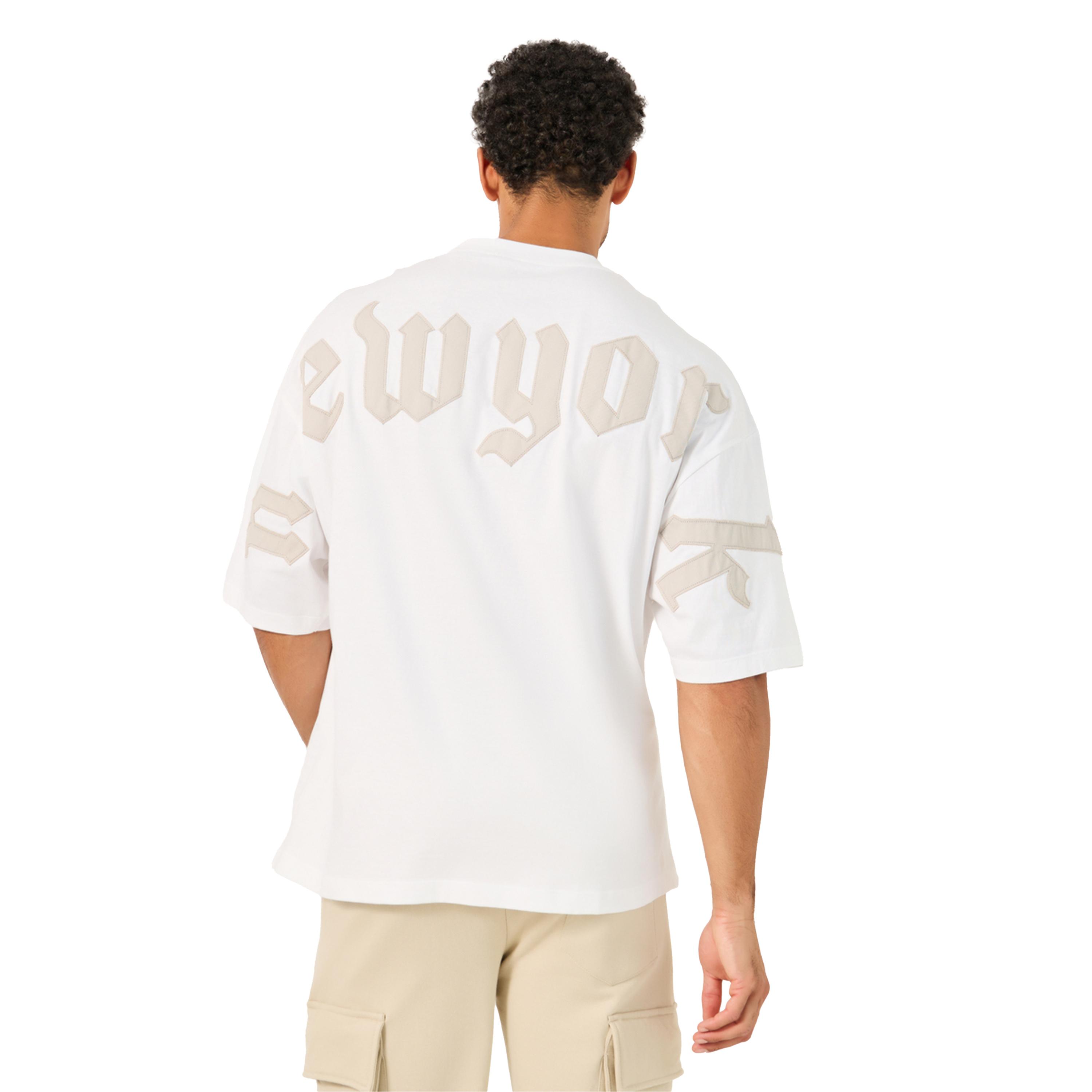 ستايلي - تي شيرت مربع من القطن الخالص مزين بتفاصيل خلفية-men-clothing-tshirtsandpolos-tshirts-image-2
