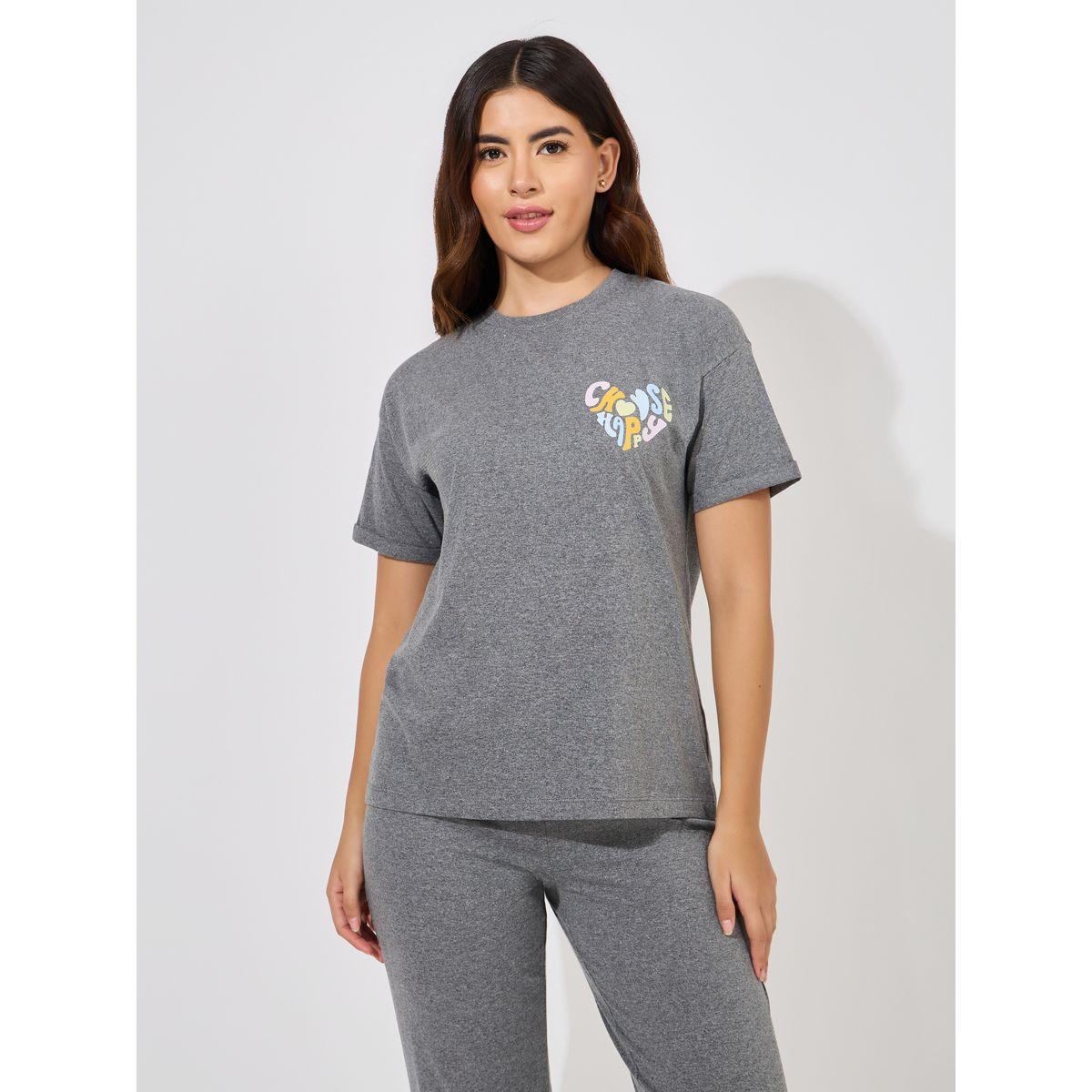 Styli Unwind Heart Graphic Drop Shoulder T-Shirt & Cuffed Pyjama Set-women-clothing-nightwear-pyjamas-longsets-image-3