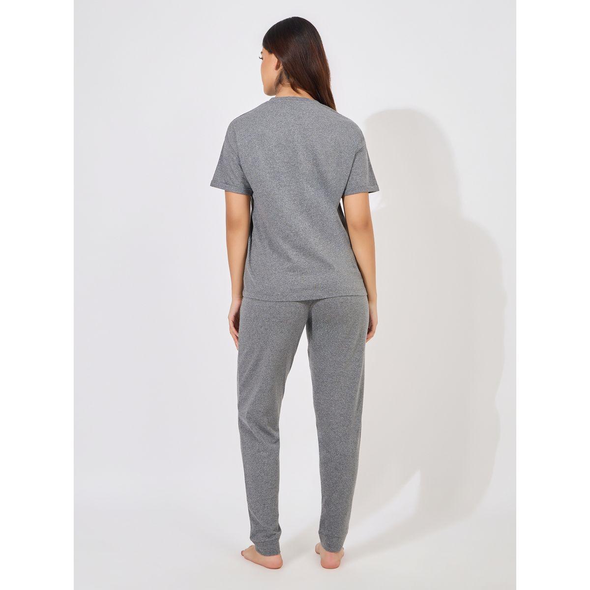 Styli Unwind Heart Graphic Drop Shoulder T-Shirt & Cuffed Pyjama Set-women-clothing-nightwear-pyjamas-longsets-image-5