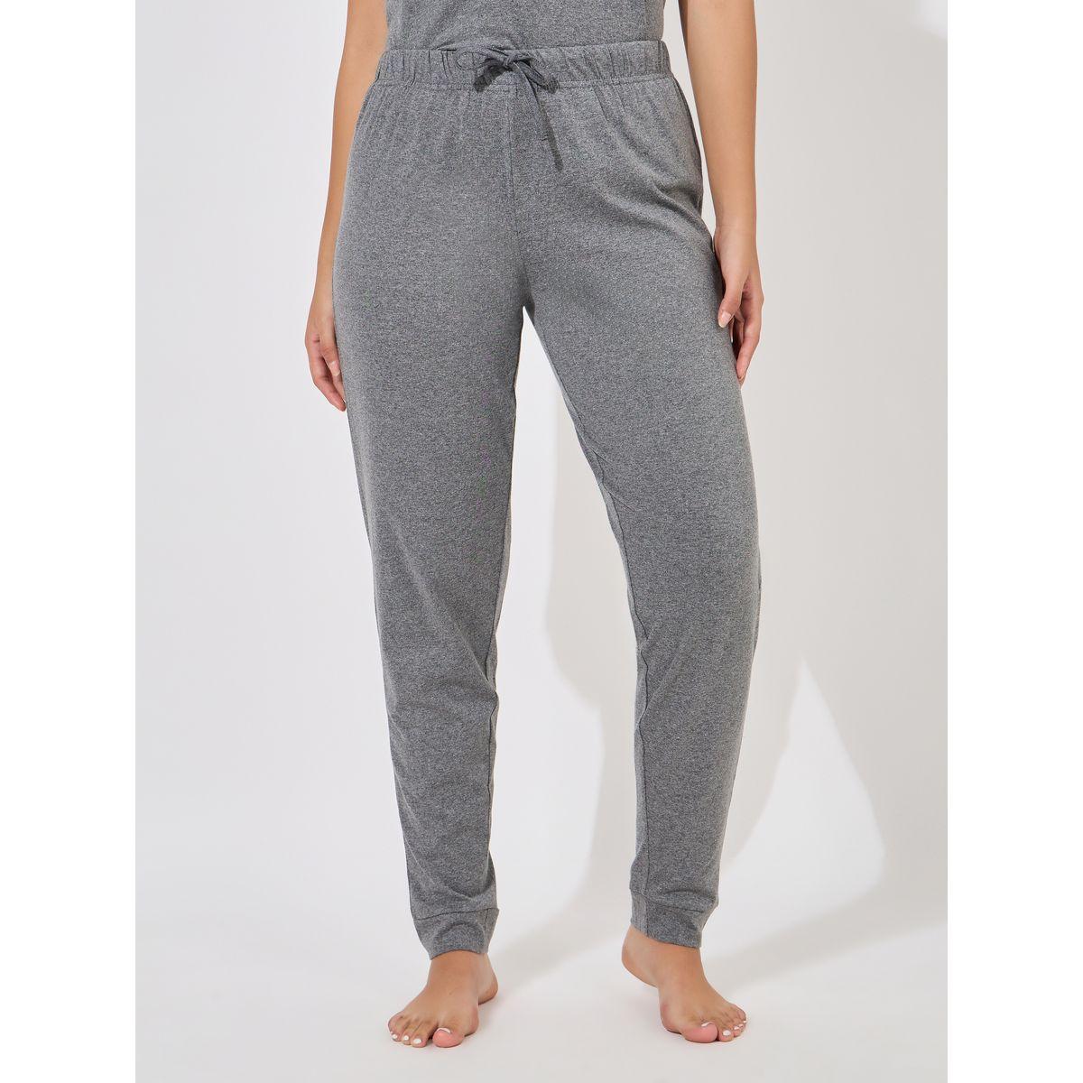 Styli Unwind Heart Graphic Drop Shoulder T-Shirt & Cuffed Pyjama Set-women-clothing-nightwear-pyjamas-longsets-image-6