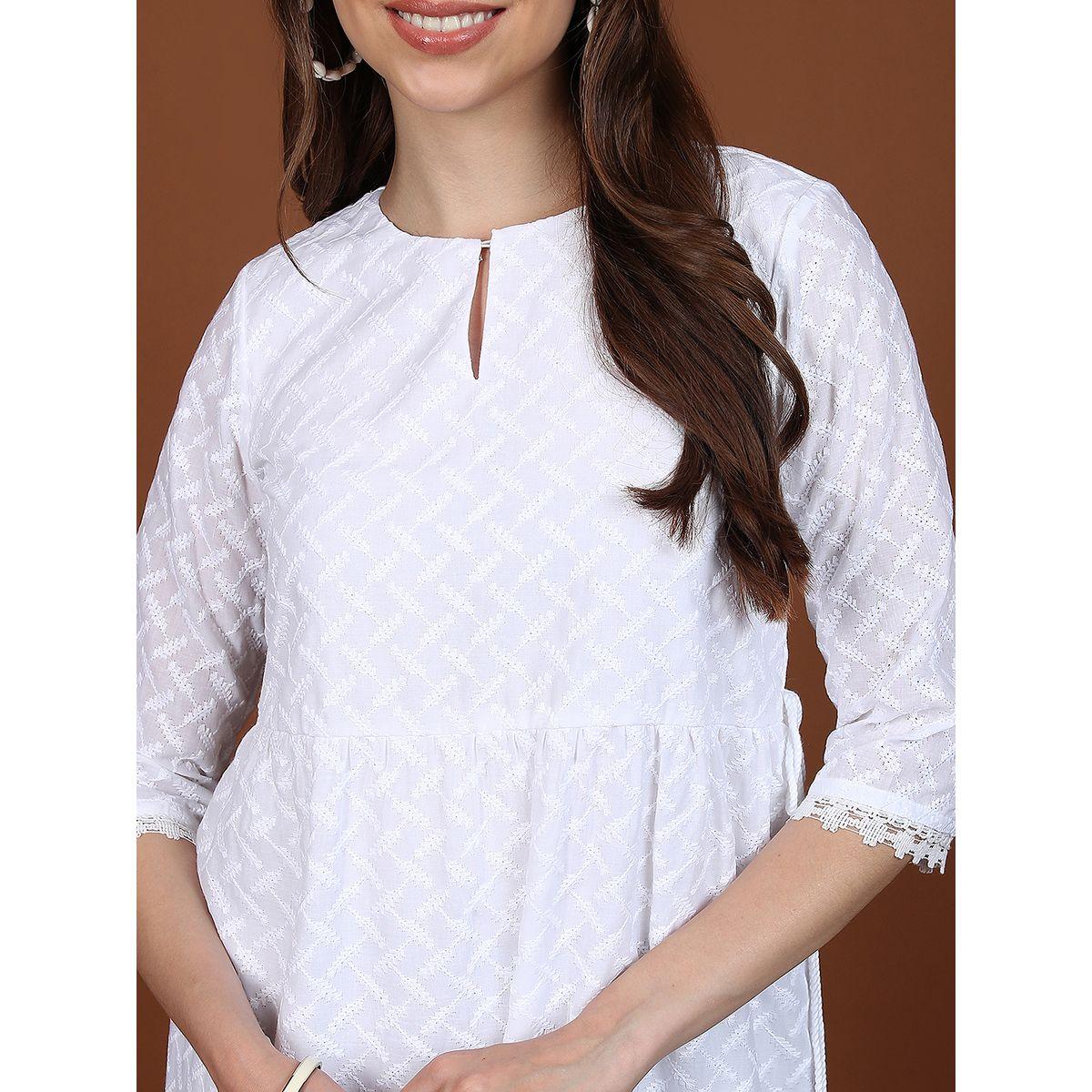 فستان ميدي بتفاصيل مُطرّزة وياقة بشق كيتش × ستايلي-women-clothing-dresses-image-5