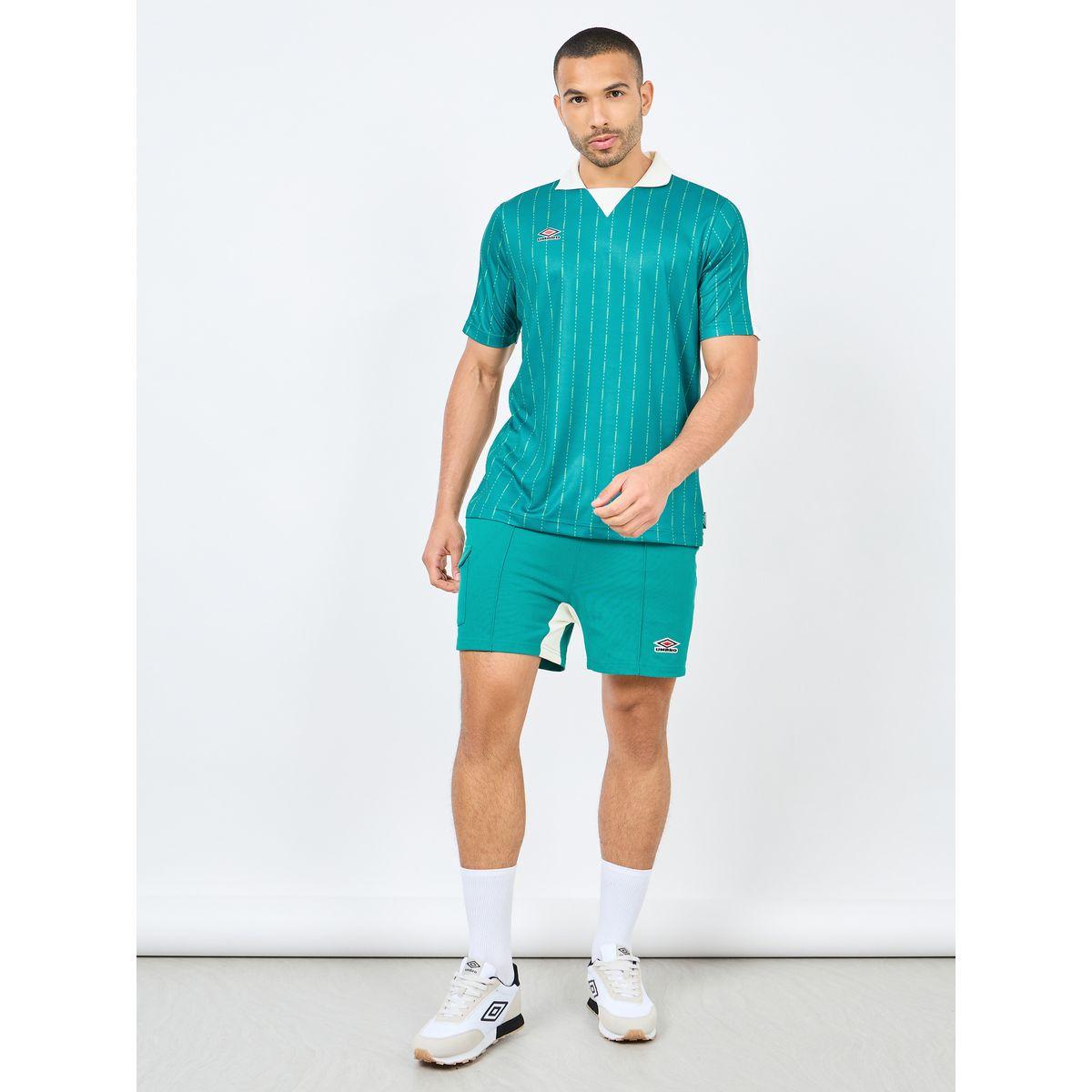 Umbro Linear Print Jersey-men-clothing-tshirtsandpolos-polos-image-2