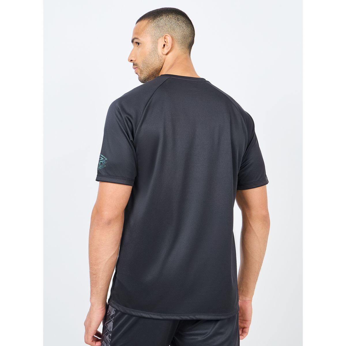 Umbro Pro Training Active Training Jersey-men-clothing-sportswearandactivewear-tshirtsandpolos-image-4