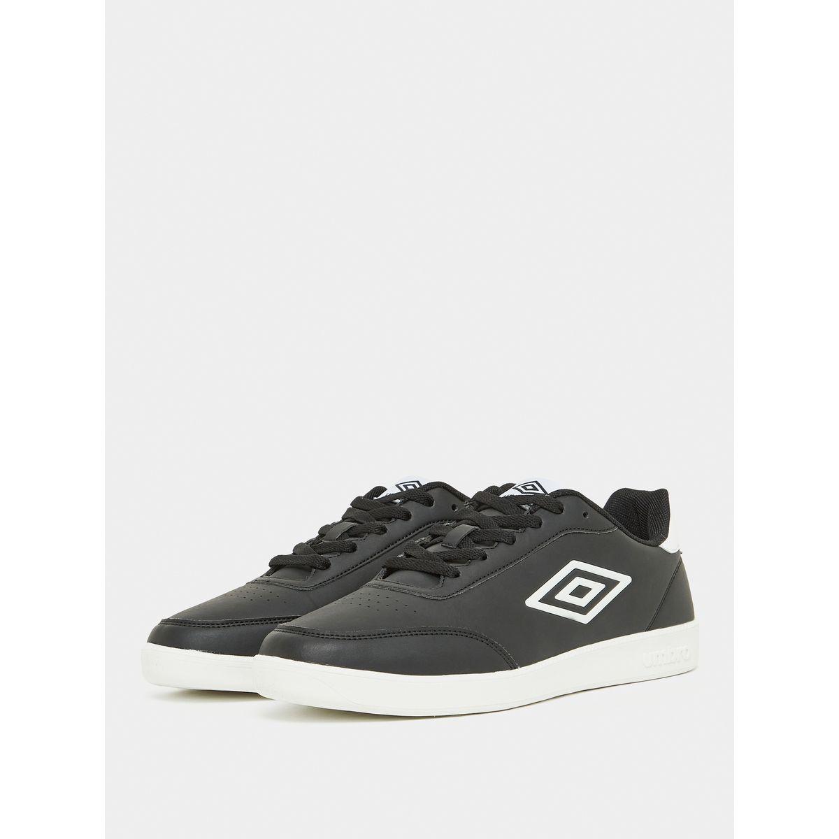 Umbro Broughton IV Logo Detail Sneakers-men-shoes-sneakers-image-1