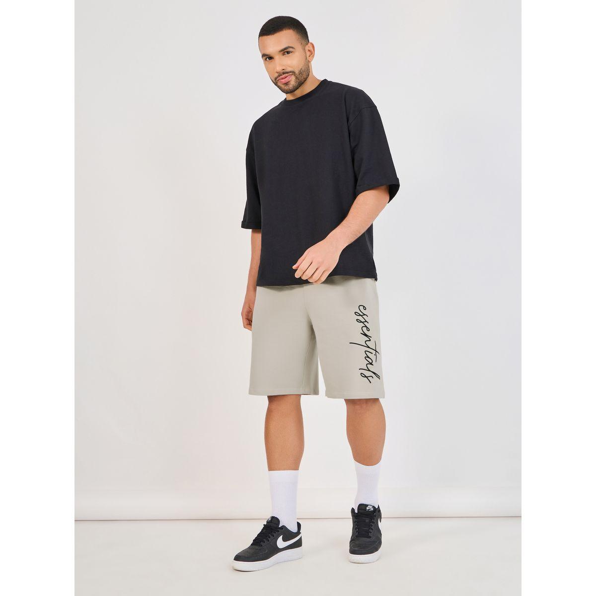 شورت قطن فضفاض بطبعة كتابة-men-clothing-bottoms-shorts-image-2