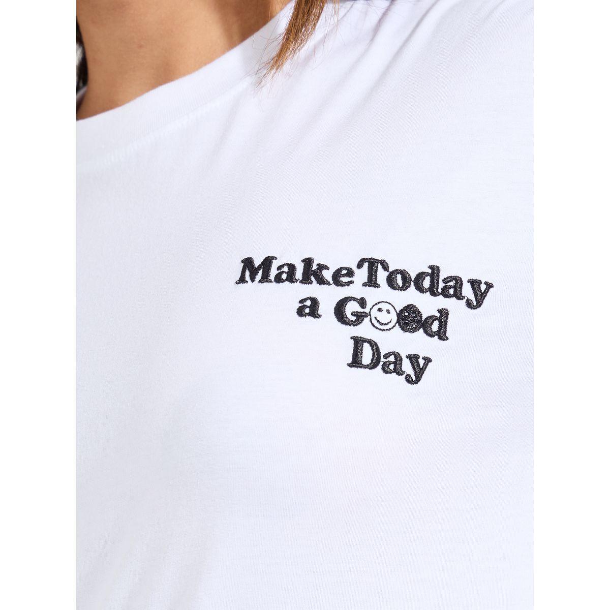 تيشيرت بقصة عادية وكتابة مُطرّزة مع اكتاف منخفضة-women-clothing-tshirts-image-4