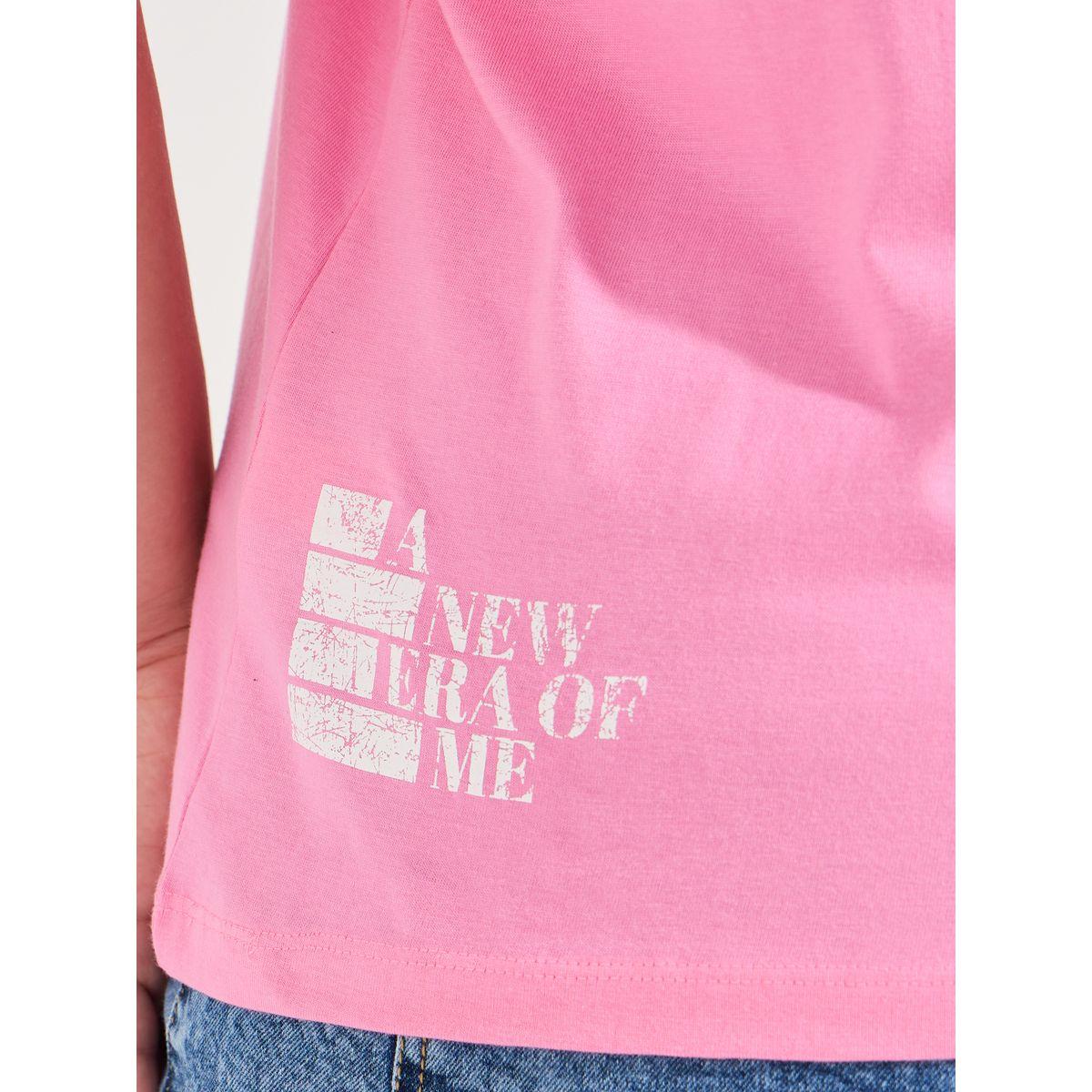Styli Plus Size Distressed Slogan Print Round Neck Short Sleeve Oversized T-shirt-women-clothing-tshirts-image-4