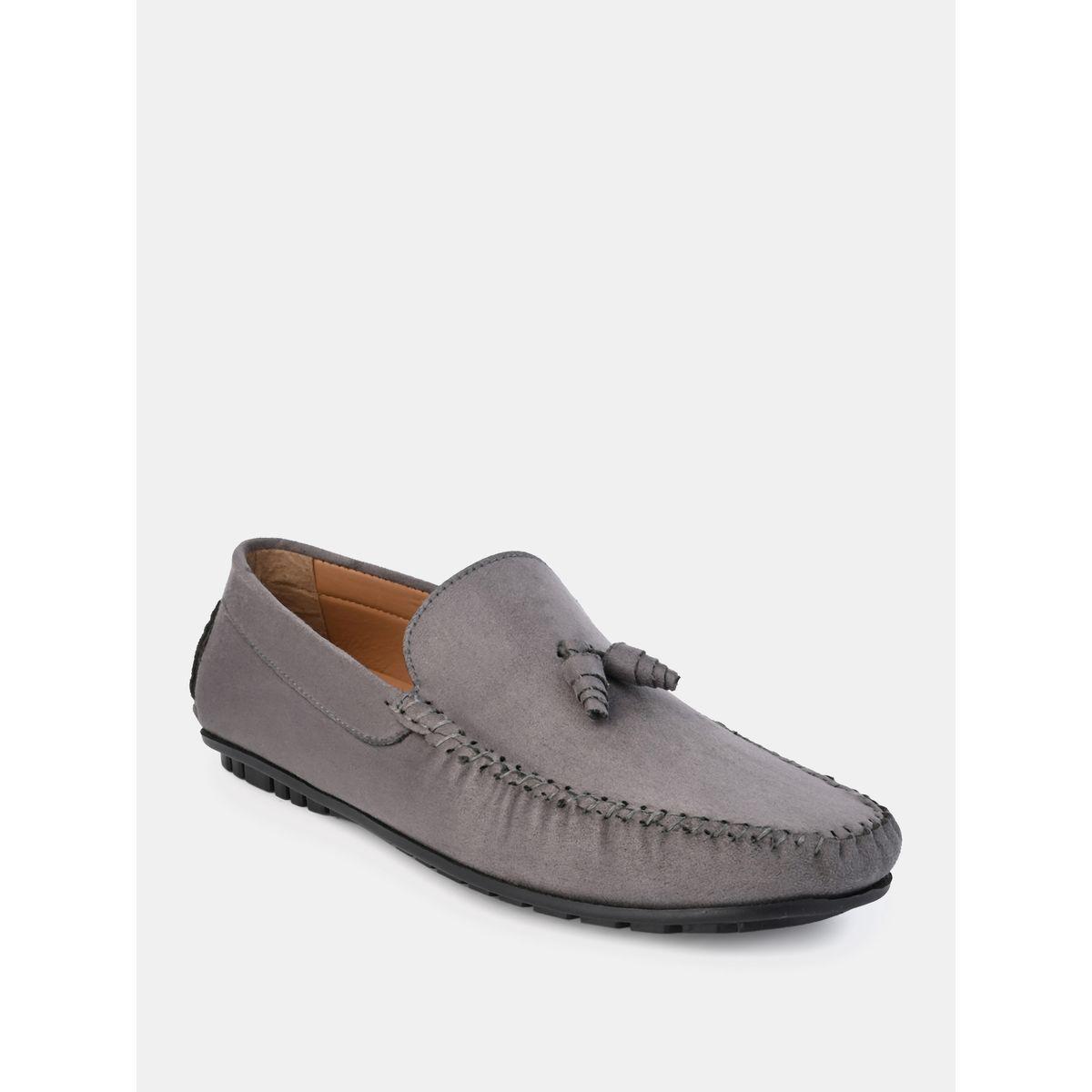 حذاء لوفرز بتداخلات مُطرّزة-men-shoes-loafersandmoccasins-image-3
