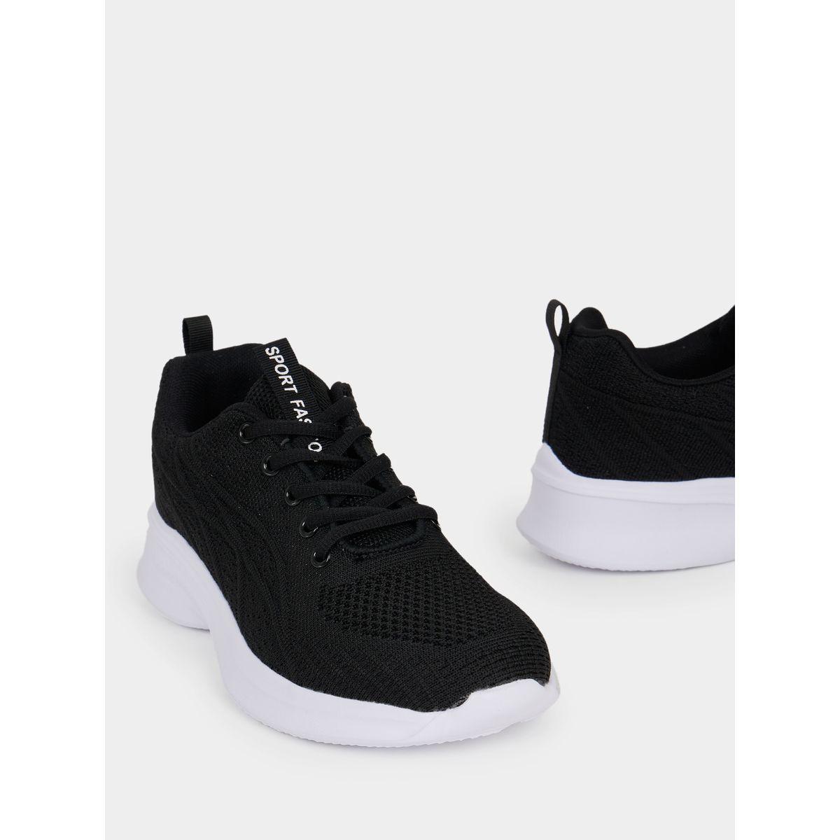 حذاء سنيكرز بتفاصيل بارزة الملمس-women-shoes-sneakers-image-3