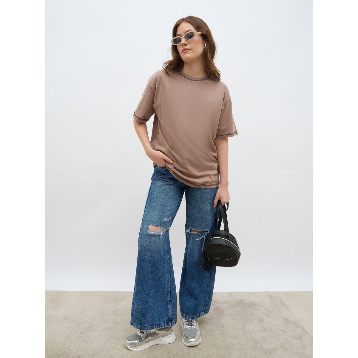 Styli Badge Slogan Print Oversized T-Shirt-women-clothing-tshirts-image-1