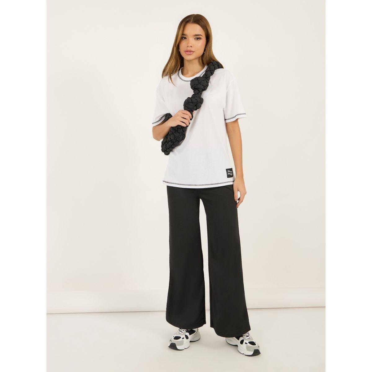 Styli Contrast Stitch Oversized T-Shirt with Badge Slogan Print Detail-women-clothing-tshirts-image-3