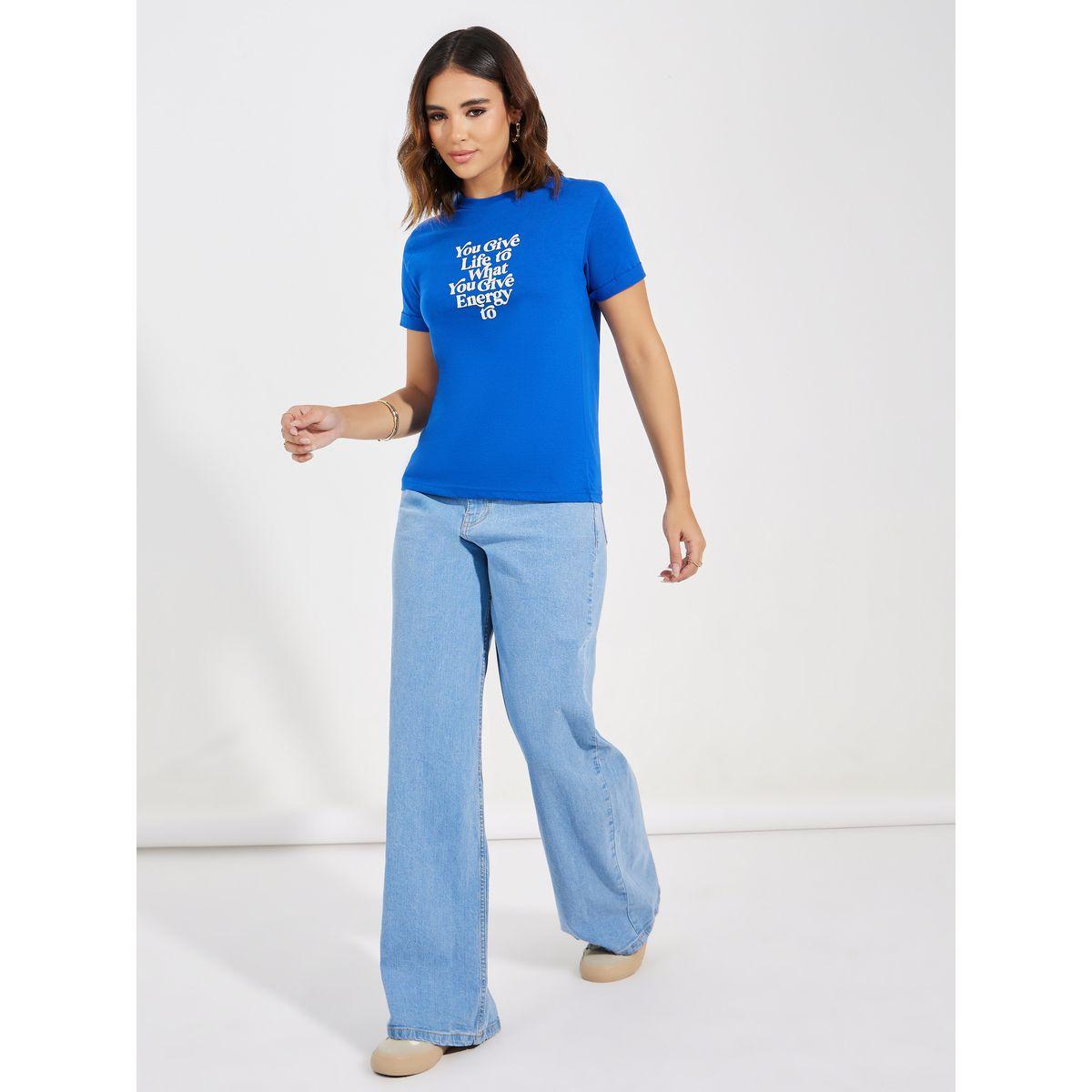 تيشيرت بقصة عادية وياقة دائرية-women-clothing-tshirts-image-2