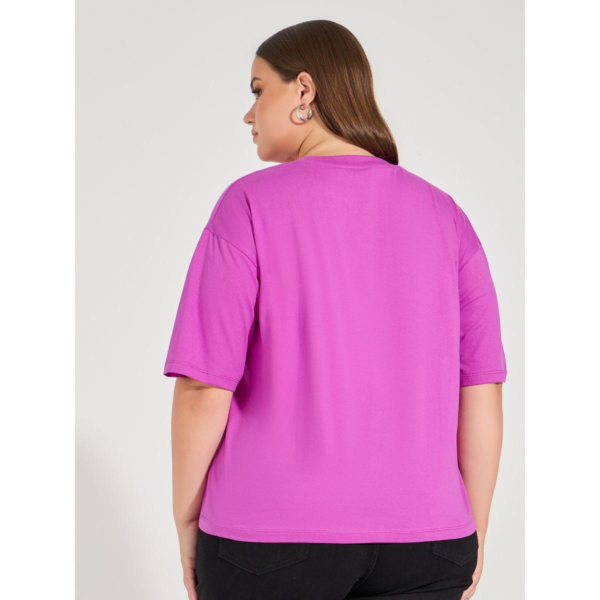 تيشيرت بمقاس كبير مع ياقة دائرية واكمام قصيرة-women-clothing-tshirts-image-5