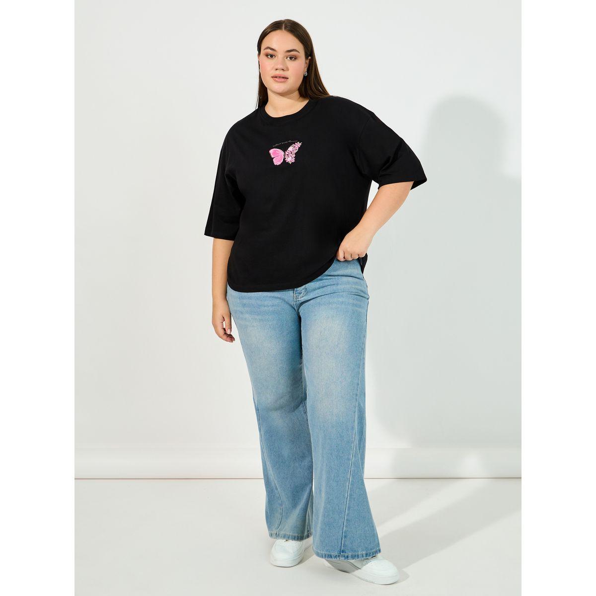 Styli Plus Size Butterfly Print Oversized T-Shirt-women-clothing-tshirts-image-2