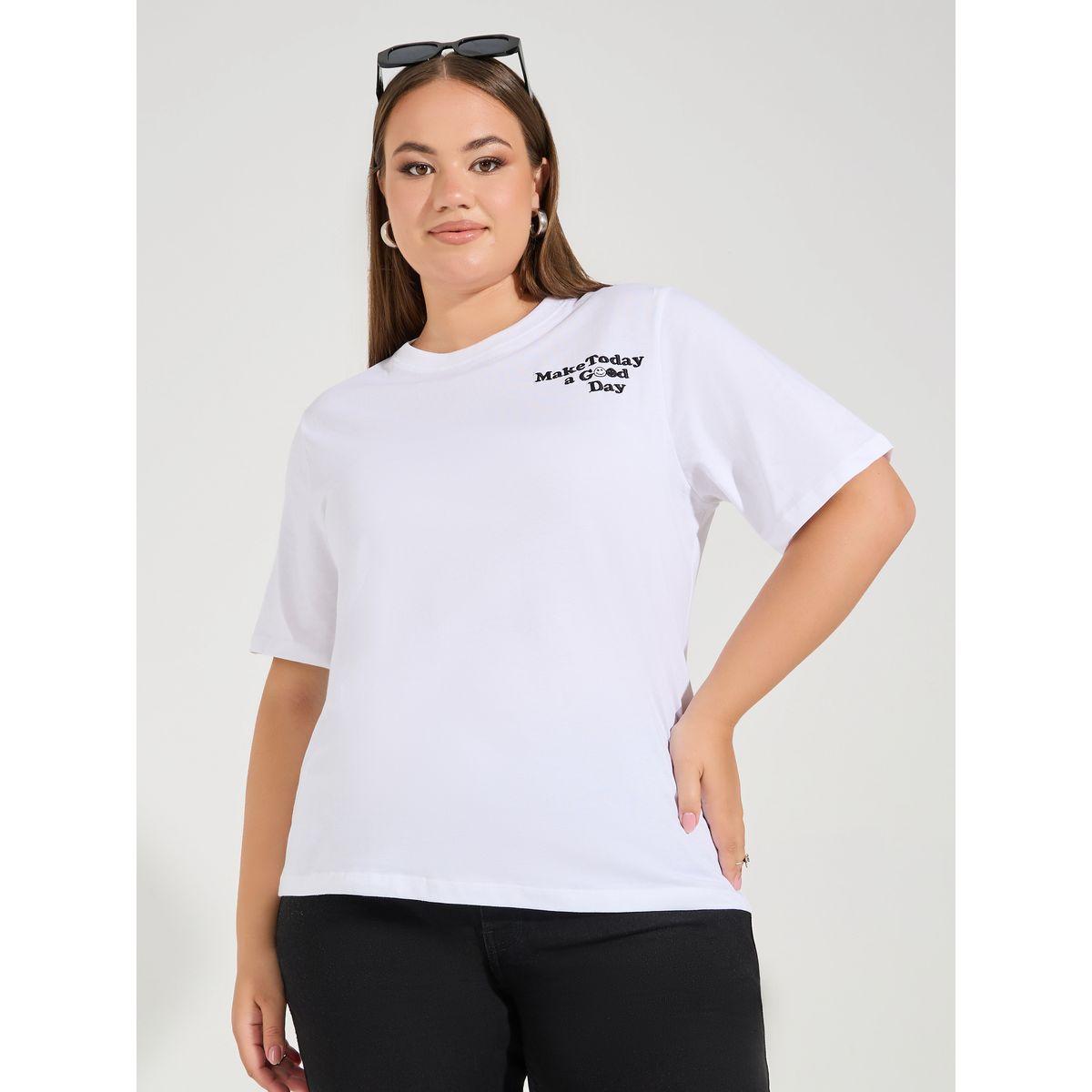 Styli Plus Size Embroidered Slogan Short Sleeve Round Neck Regular T-Shirt-women-clothing-tshirts-image-3
