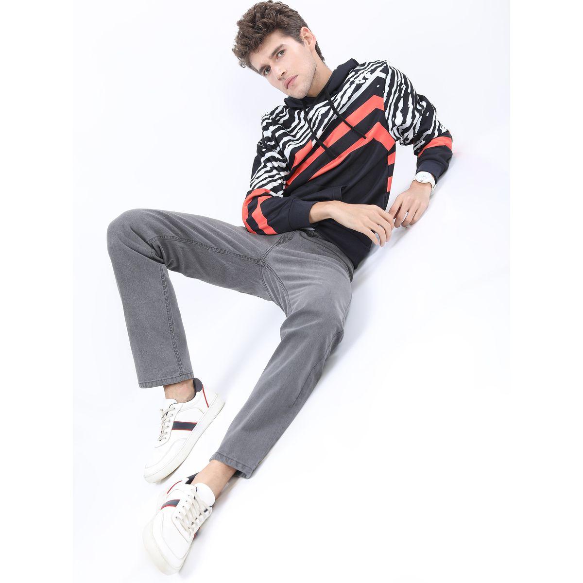 جينز بتفاصيل مشطوفة مع زر إغلاق-men-clothing-bottoms-jeans-image-4