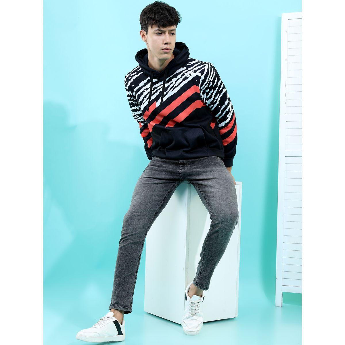جينز بخصر متوسط بتفاصيل لون باهت وجيوب-men-clothing-bottoms-jeans-image-4