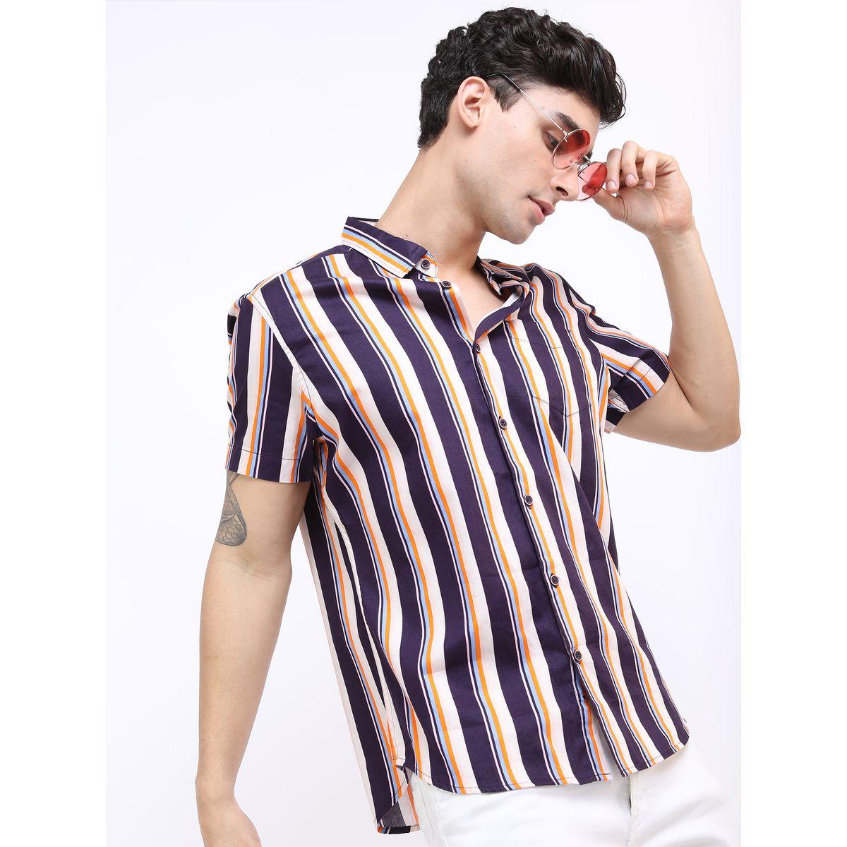 قميص مخطط بتفاصيل جيب مع اكمام قصيرة هايلاندر × ستايلي-men-clothing-shirts-image-1
