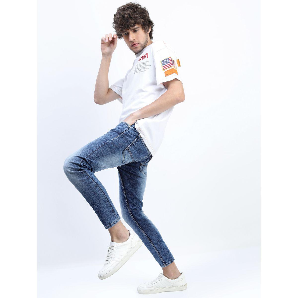 جينز بخصر متوسط وتفاصيل باهتة-men-clothing-bottoms-jeans-image-7
