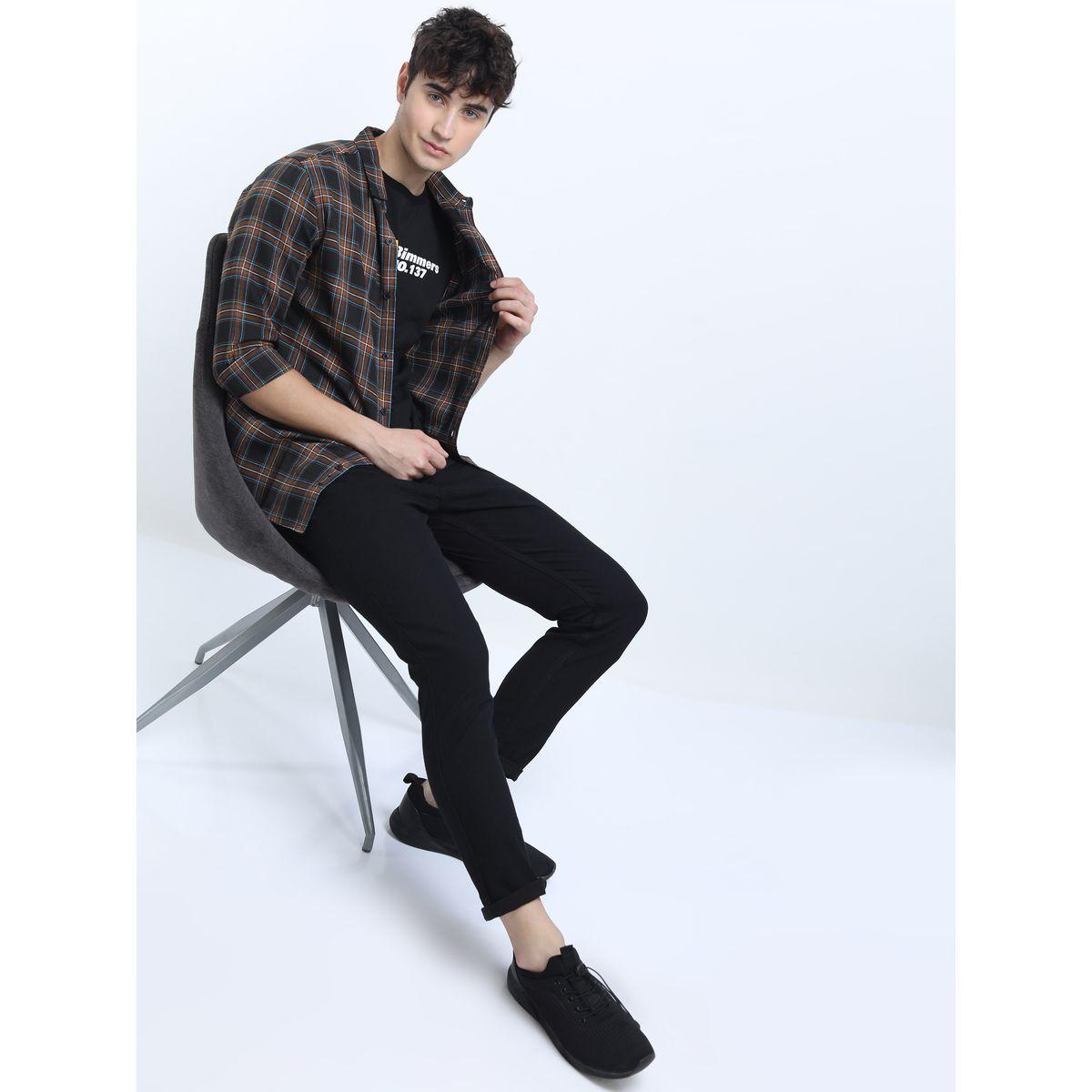 جينز سادة بخصر متوسط مع جيوب-men-clothing-bottoms-jeans-image-5