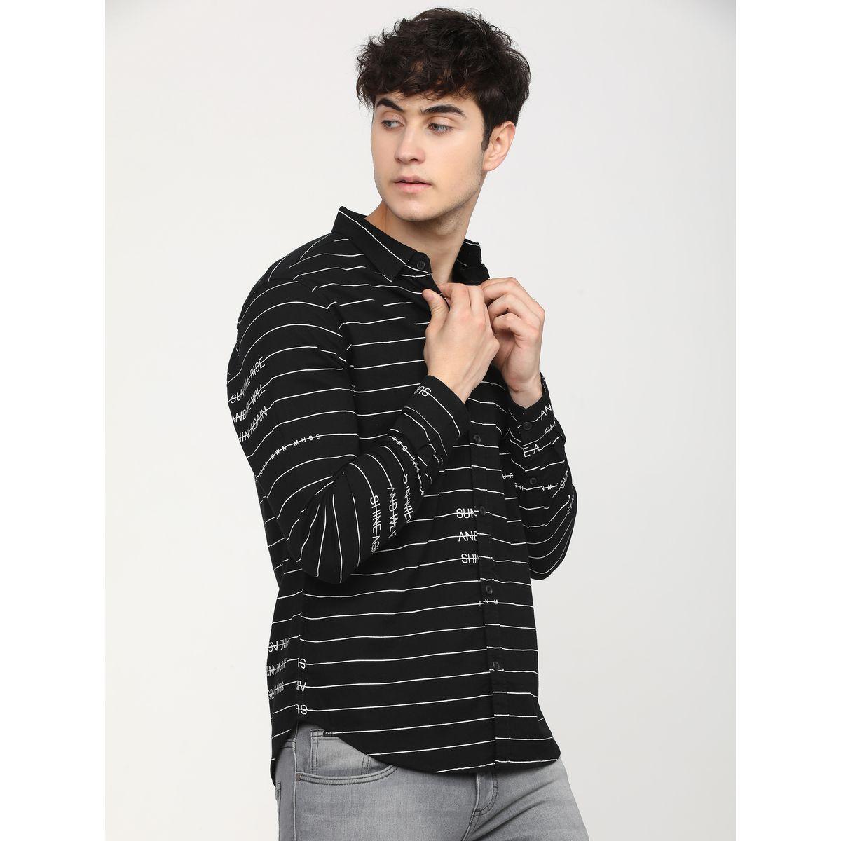 قميص مخطط بتفاصيل كتابة واكمام طويلة كيتش × ستايلي-men-clothing-shirts-image-3