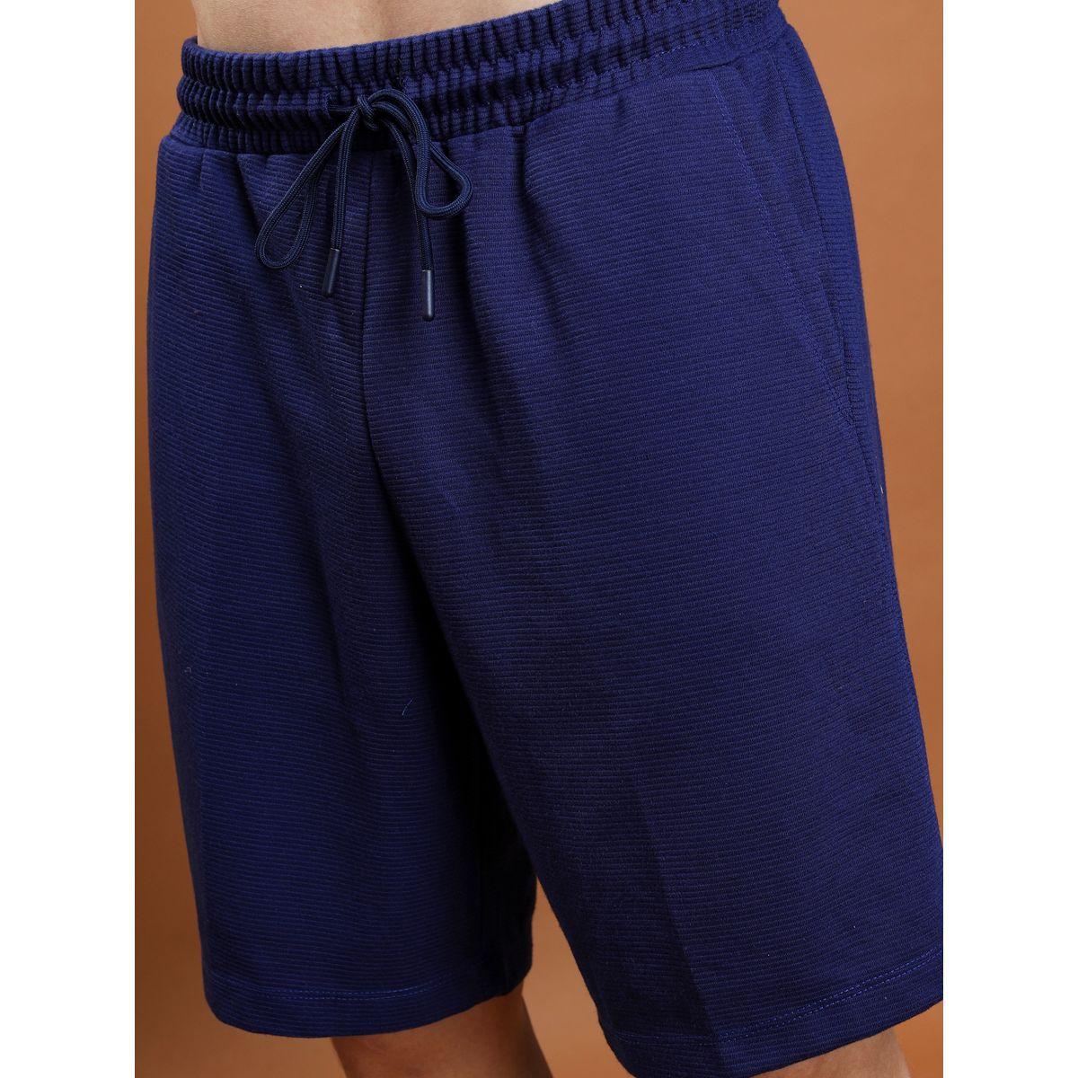 شورت بتفاصيل بارزة الملمس ورباط خصر كيتش × ستايلي-men-clothing-bottoms-shorts-image-5