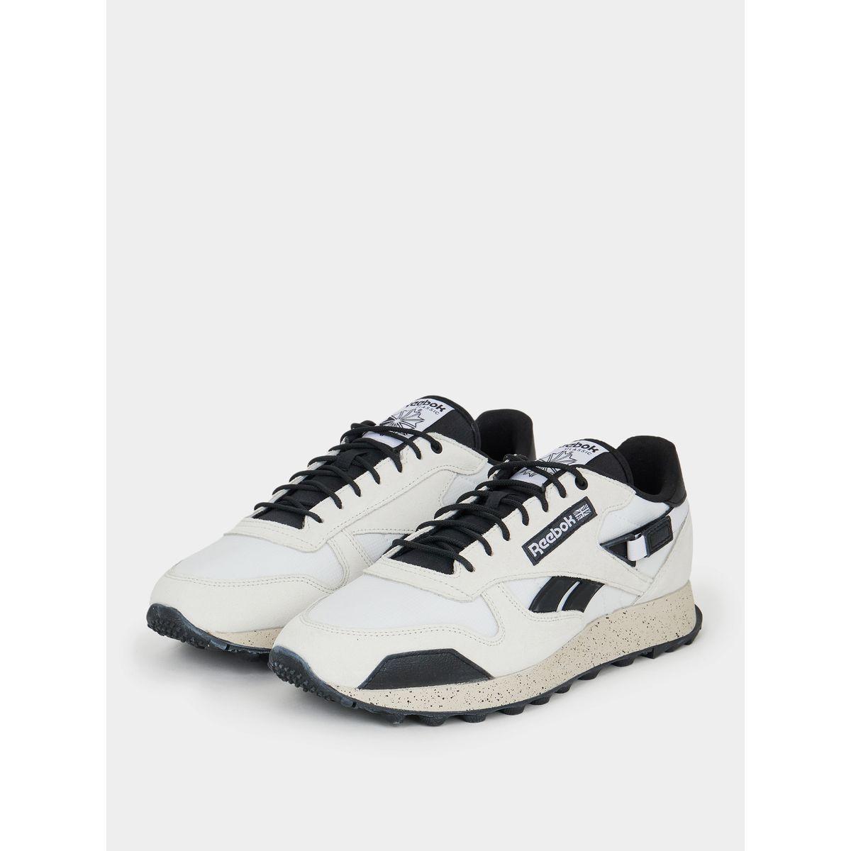Reebok Classic Leather Winterized Shoes-men-shoes-sneakers-image-2