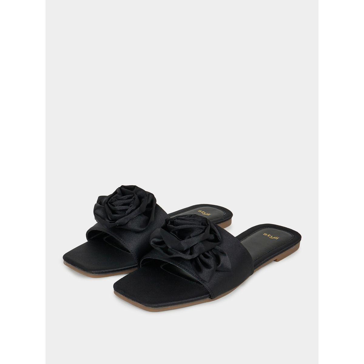 صندل فلات منمق بزهرة-women-shoes-sandals-flats-image-2