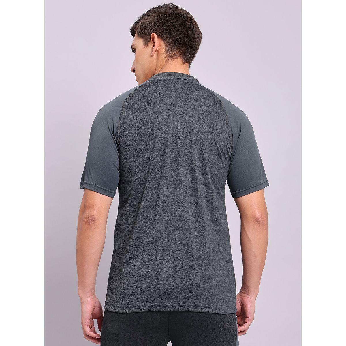 تيشيرت بولو بقصة سليم فت مع اكمام قصيرة-men-clothing-sportswearandactivewear-tshirtsandpolos-image-3
