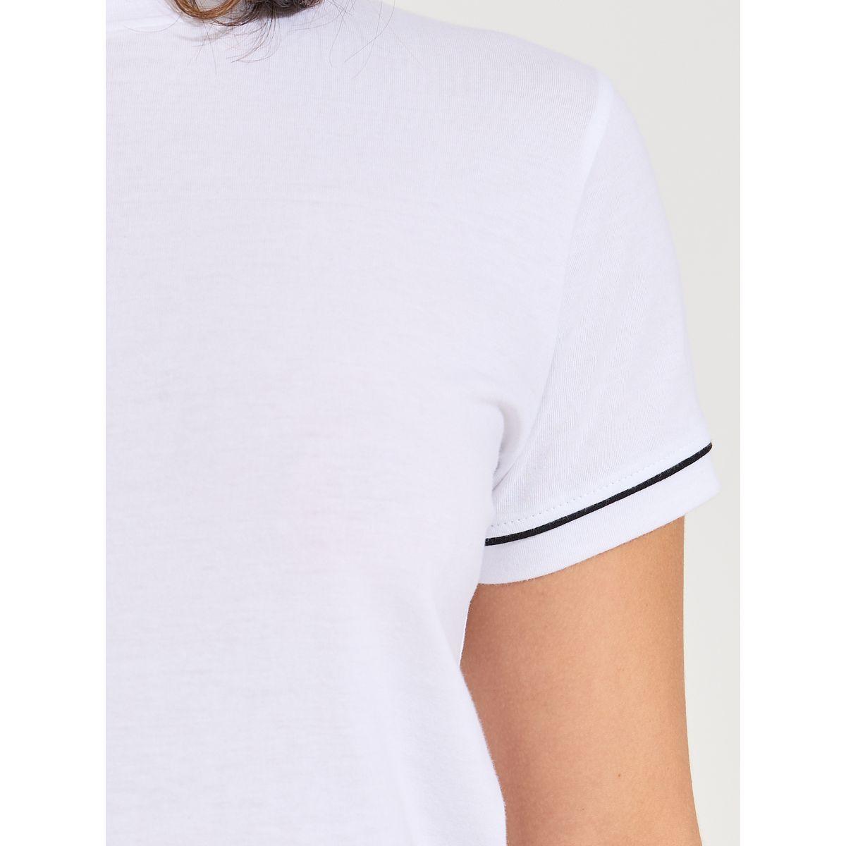 تيشيرت بقصة عادية وياقة عالية-women-clothing-tshirts-image-4