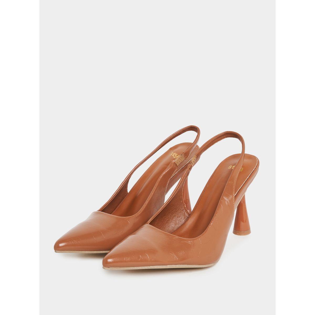 حذاء بامب بكعب قطة ومقدمة مدببة-women-shoes-heels-image-3