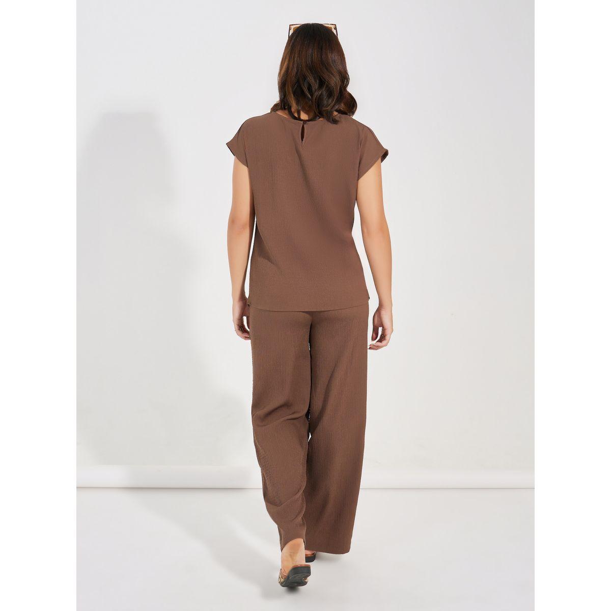 طقم منسق من بنطال بارجل مستقيمة مع بلوزة باكمام كاب-women-clothing-coordsets-image-4