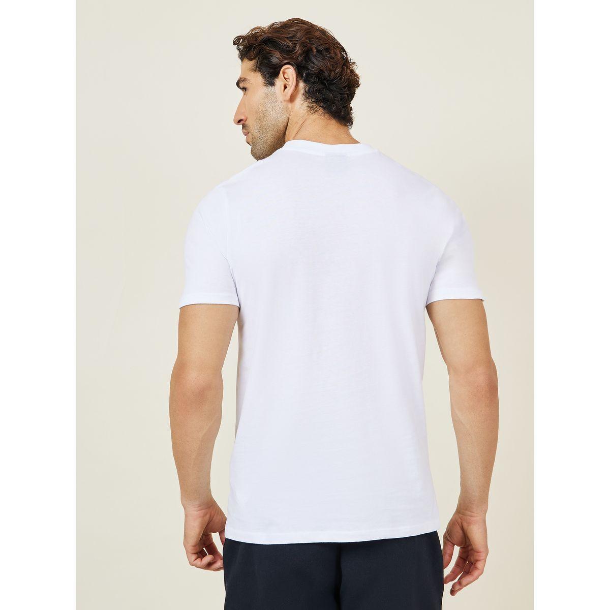 Umbro Terrace Graphic Regular Fit T-Shirt with Short Sleeves-men-clothing-sportswearandactivewear-tshirtsandpolos-image-4