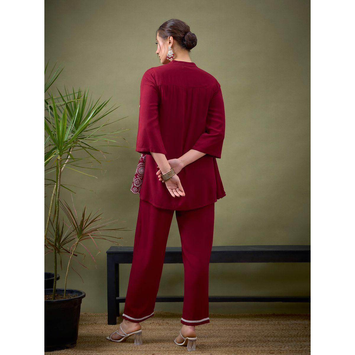 Sassafras X Styli   Embroidered Hem Shirt with Roll Up Sleeves & Pants Co-Ord-women-clothing-coordsets-image-6