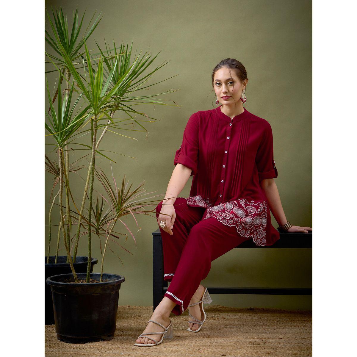 Sassafras X Styli   Embroidered Hem Shirt with Roll Up Sleeves & Pants Co-Ord-women-clothing-coordsets-image-8