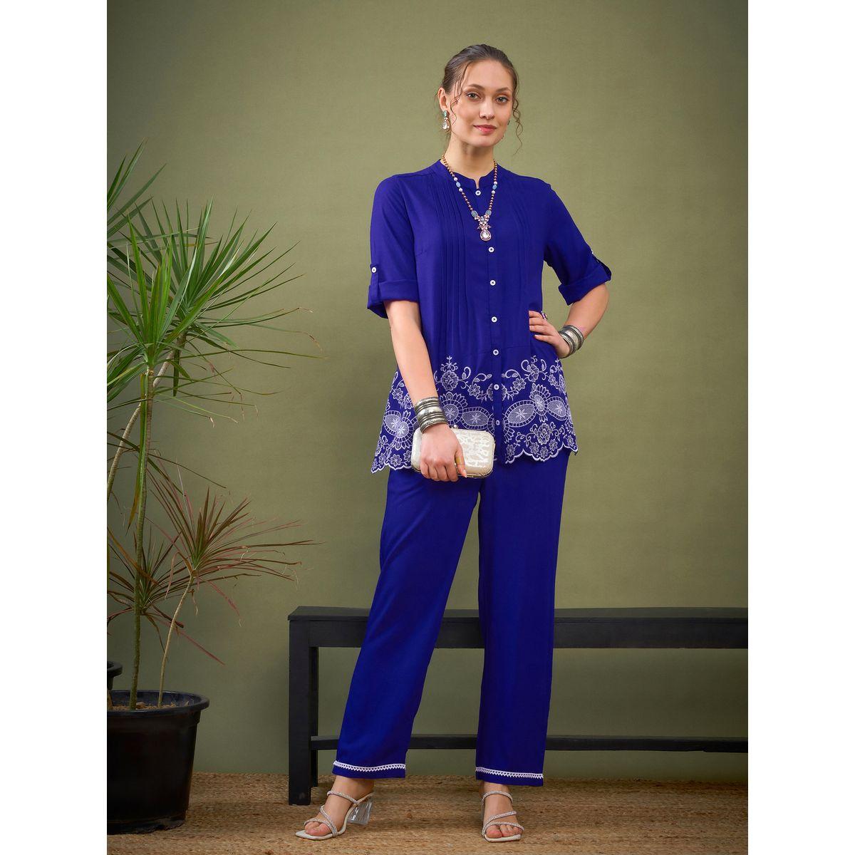 طقم منسق من بنطال مع بلوزة بتفاصيل مُطرّزة ساسافراس × ستايلي-women-clothing-coordsets-image-1