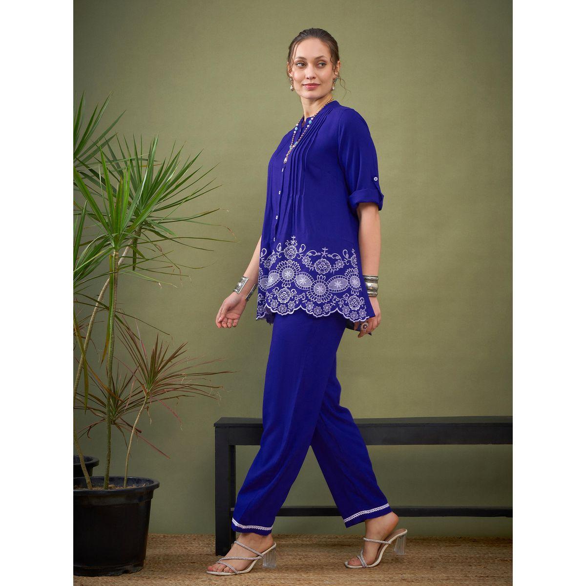 طقم منسق من بنطال مع بلوزة بتفاصيل مُطرّزة ساسافراس × ستايلي-women-clothing-coordsets-image-3