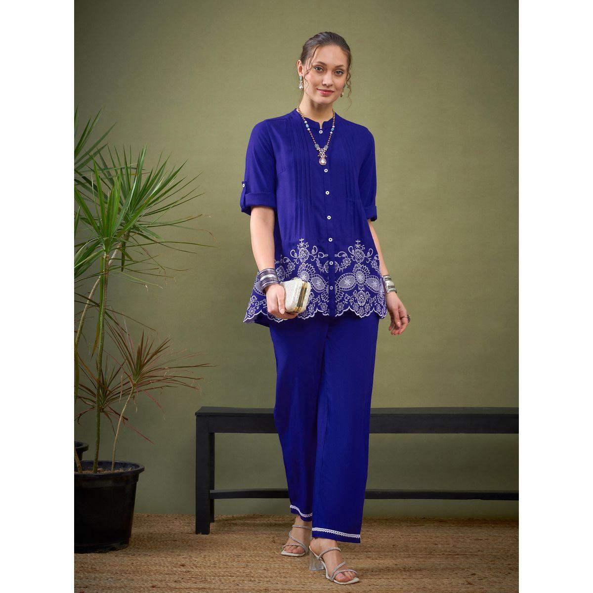 Sassafras X Styli   Embroidered Hem Shirt with Roll Up Sleeves & Pants Co-Ord-women-clothing-coordsets-image-8