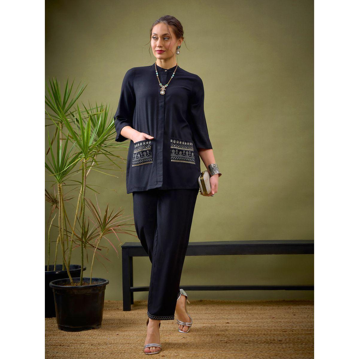 مجموعة من بنطال بالازو مع بلوزة بجيوب مُطرزة ساسافراس × ستايلي-women-clothing-coordsets-image-7