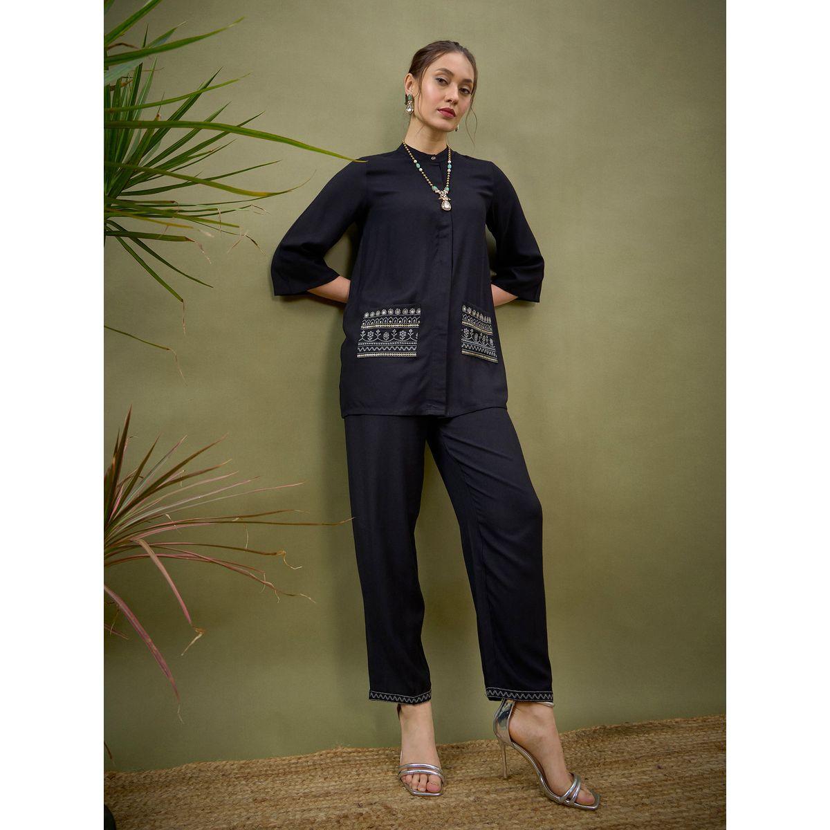 مجموعة من بنطال بالازو مع بلوزة بجيوب مُطرزة ساسافراس × ستايلي-women-clothing-coordsets-image-8